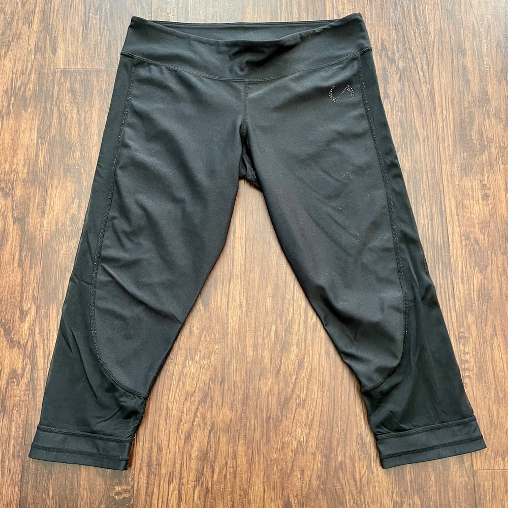 Black mesh legging capri